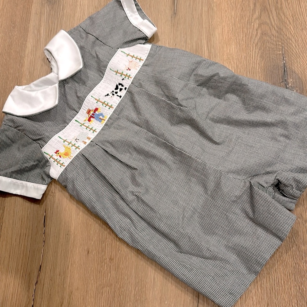 24 mo jumper Anavini boys farm animals black with tiny white plaid